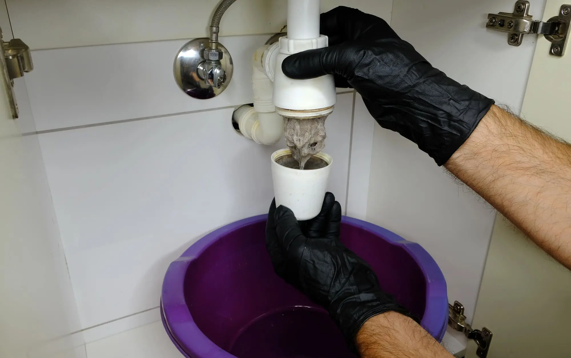 plumber-sewer-pipe-cleaning